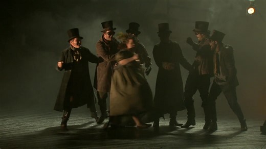 NT Live’s Frankenstein returns for a special cinema screening at The Playhouse Theatre Somerset West. Starring Benedict Cumberbatch (Sherlock) as the Creature and Jonny Lee Miller (Trainspotting, Elementary) as Victor Frankenstein — in a performance critics called “a hell of a production” ★★★★★. Directed by Oscar-winner Danny Boyle (Slumdog Millionaire, 127 Hours, London Olympic Opening Ceremony), this thrilling adaptation brings Mary Shelley’s masterpiece to life in a way only NT Live can. 🎟️ 