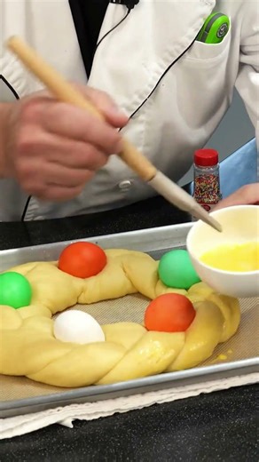 Watch This Easter Bread Come Together 🐣🍞