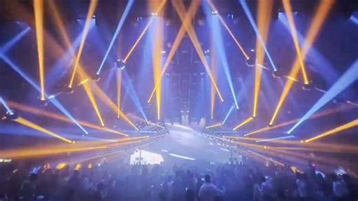 Electric Sound and Visual Feast at Nightclub Light Show