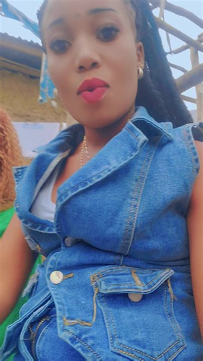 Danny Fashion (@dannyfashion370)’s videos with Mwaka 2026 - Omma Lee