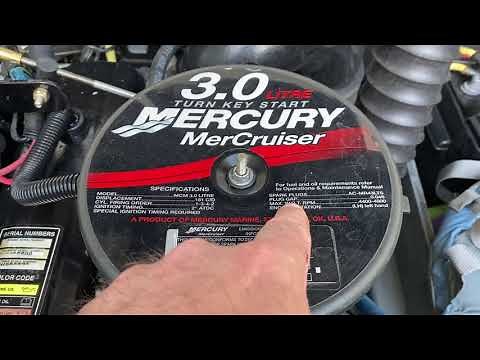 "Summerizing" The 2006 Bayliner 185 Getting The Boat Water Ready (Changing Spark Plugs & Oil Filter)