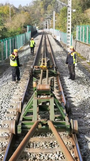 MODERN Engineering: How Massive Railway Tracks are RECOVERED 🛤️