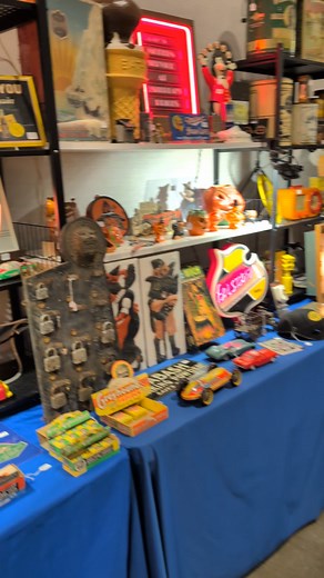 CHICAGOLAND COIN-OP is tomorrow from 8:00 to 3:00 NEW location ; The Renaissance Center in Schaumburg Illinois | Anne's Anteex