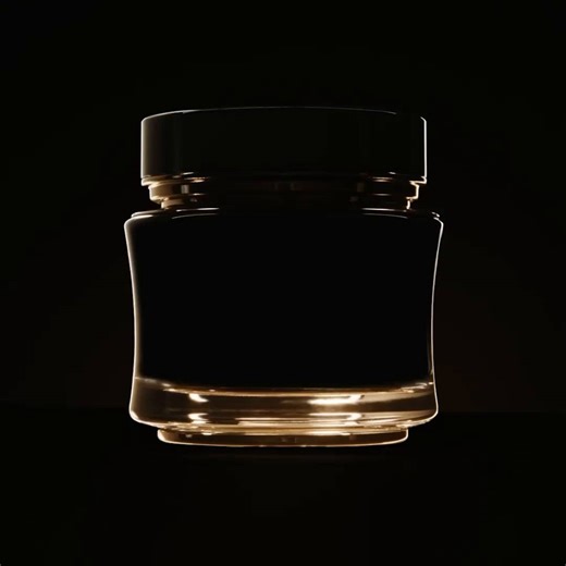 Deja que tu rostro refleje la belleza de la naturaleza con Absolue L'Extrait y su fórmula exclusiva que despierta la luminosidad y transformación de tu piel. 🌹 ✨ #Lancôme #Absolue | Lancôme