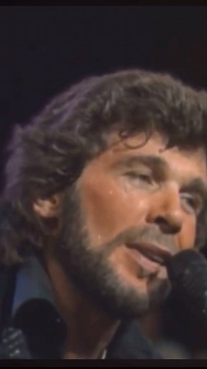 “The only truth is music.” on Instagram: "Remembering US singer/songwriter Eddie Rabbitt, today (May 7) on the day he died of lung cancer in 1998, aged 56. During his career, he scored over 20 No.1’s on Billboard’s country singles chart including 1981 ‘I Love A Rainy Night’. Elvis Presley, Dr Hook, Tom Jones, Kenny Rogers, Crystal Gayle and Lynn Anderson all recorded his songs. #eddierabbitt #countrymusic #onthisday #onthisdayinmusic #onthisdayinmusichistory #rockandroll #rockandrollmusic #class