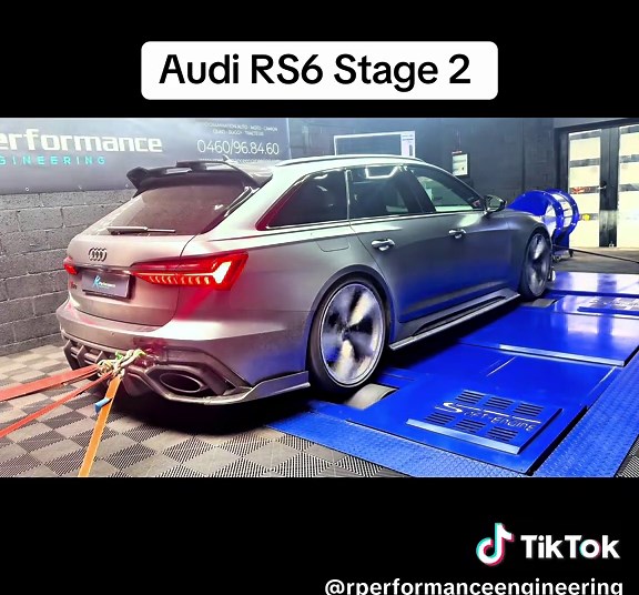 🆙🚗💨 Libérez le potentiel de votre moteur grâce à nos reprogrammation moteur sur mesure et 4 Services qui vous sont offert GRATUITEMENT Chez R Performance Engineering : ⚡ Plus de puissance ⚡ Plus de couple ⚡ Moins de consommation ➡️ Offrez à votre véhicule le stage qu’il mérite. Toutes nos reprogrammations moteur sont sur mesure en tenant compte des années et du kilométrage de votre véhicule. ⸻—————————————————— Pour toutes reprogrammations moteur 🎁 Nous vous offrons gratuitement 4 des servic