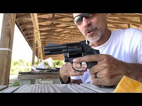 Smith & Wesson 586 L Comp Performance Center