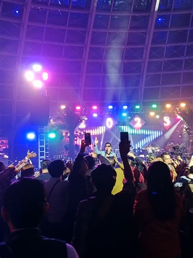 Randy Santiago live performance last Dec. 31,2025 for New Years celebration. #tiktok #lateupload #okadamanila