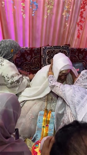 Mashaallah bride in hijab # welcoming bride in kashmir #ytshorts