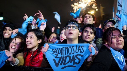 Argentina’s ‘green and blue’ abortion showdown