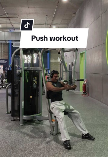 Weighted dips: 2x6-8 Incline dumbbell chest press 3x10 Chest flies machine 2x12 Cable lateral raise 3x12 Tricep extension 3x10-12 #upperbody #upperbodyworkout #chestandtricepworkout #pushworkout #weighteddips