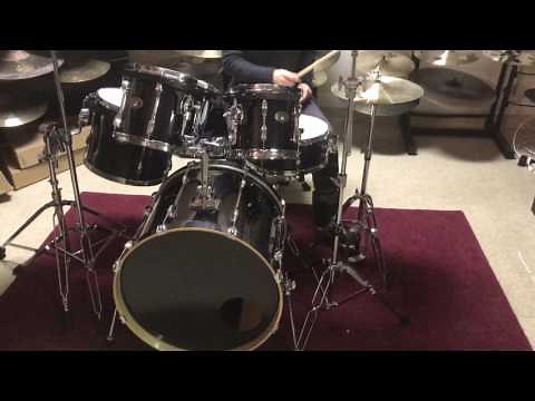 Tama Rockstar with Matching Snare & Starcast Mount AMAZING used drum set 5 drums