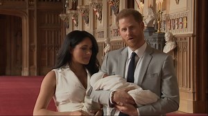 44K views · 140 shares | ROYAL BABY REVEAL! The Duke and Duchess of Sussex revealed their new boy baby for the first time to the world on Wednesday, appearing for a photocall at Frogmore Cottage in Windsor, UK. Read more: https://on.kens5.com/2VPL8cl | KENS 5 & Kens5.com | Facebook