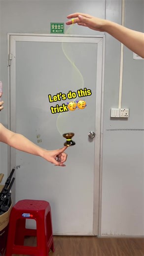 Master Fun Yo-Yo Tricks with Friends