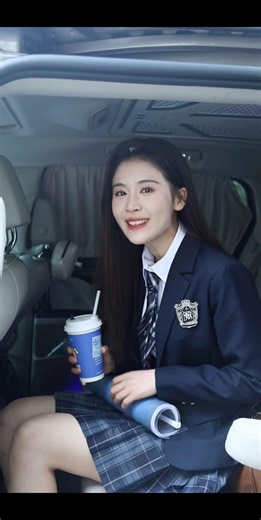 #翟一莹#翟一瑩#花絮#路透#短剧#短剧演员#zhaiyiying#shortdramma#behindthescenes#cdrama#熱門#actress#beautiful