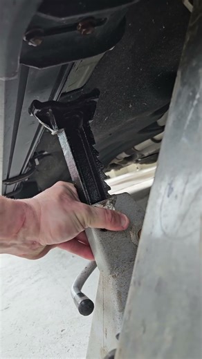 Ford Explorer Jack Stand Location