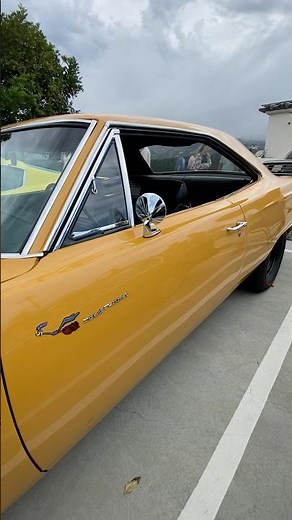 440 6-Barrel 1969 Plymouth Roadrunner #cars #automobile #classiccars #roadrunner #musclecar #mopar