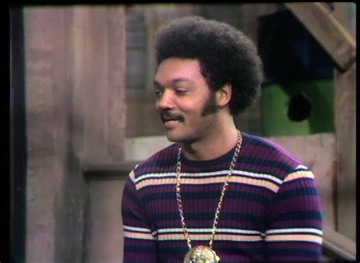 A simple message with big meaning: "I am somebody." We are grateful to Rev. Jesse Jackson for helping teach generations of children to believe in themselves and in one another. Thank you for being part of our neighborhood. 💛💚 | Sesame Street