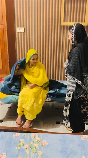 Kanta Rani on Instagram: "😀😀😆😆#viralreels #funny #trendingvideo #trendingreels"