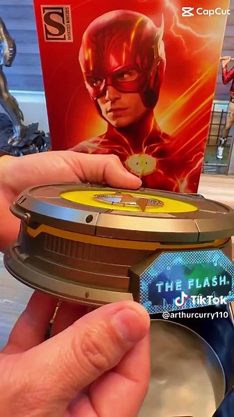 THE FLASH (SPECIAL EDITION) Sixth Scale Figure by Hot Toys #theflash #dccollectibles #batman #movies #hottoys