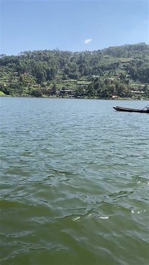 Explore Akampene Island: Boat Cruise at Lake Bunyonyi
