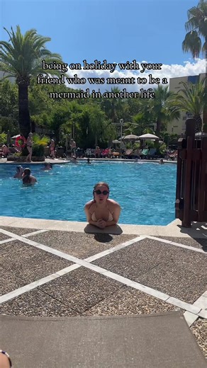 pure mermaid vibes from @Jenna #girlsholiday #girlshol #holiday #water
