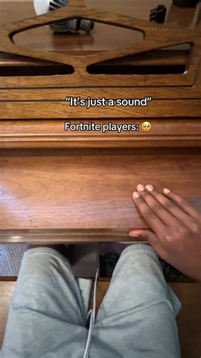 Fortnite Festive Piano Music for Christmas Cheer