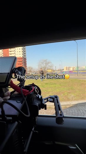 It’s just a cool way to promote my new song “I’m breaking for you”. Let me know if you like it :)