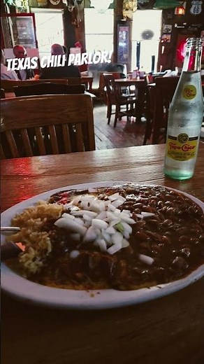 Texas Chili Parlor in Austin, TX! 50 year old legendary spot! #Texas #chili #Chilienchiladas
