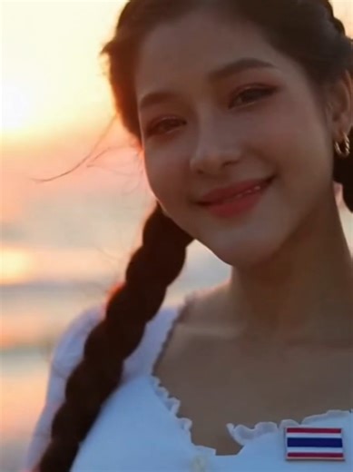 Dancing with Soda on the beach #fashion #thaigirl #model #dancing #beach