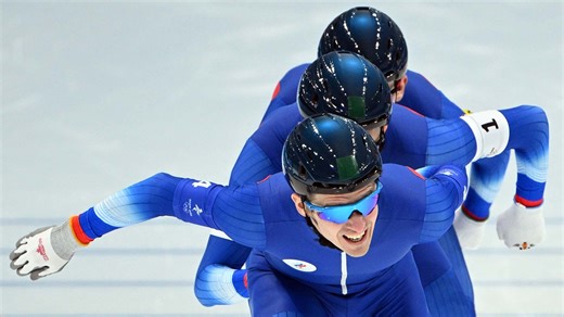ROC sets Olympic record in team pursuit win over U.S.