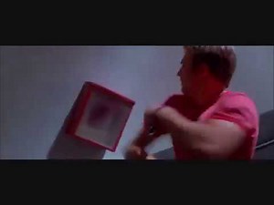 Cellular (2004) - Chase Scene