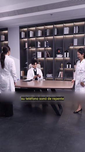13K views · 465 reactions | El director general regresó después de un año y se sorprendió al descubrir que su esposa era la secretaria que trabajaba a su lado. | Film 1987 | Facebook