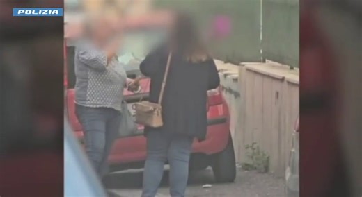 Una fioraia e un avvocato volevano svuotare il conto di un'anziana: sventata truffa da tre milioni