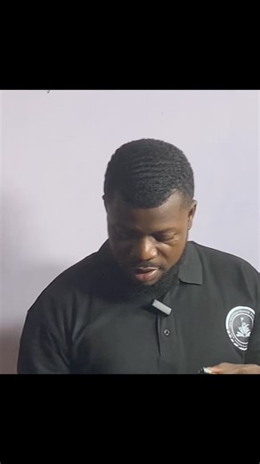 10K views · 203 reactions | Wetin be capacitor? How e dey work? For dis video, I go show you everything wey you need sabi about capacitors. From how dem dey store energy to how you fit use dem for different electronics. Full video dy my page!!! Make you watch, learn, and enjoy!  #physics #Capacitor101 #LearnElectronics #TechTok #PidginScience #Capacitor #Electronics #TechFun #ScienceForAll #instructoralison #pidginenglish #pidgin #reels | Alison Zaccheaus Otuebe | Facebook