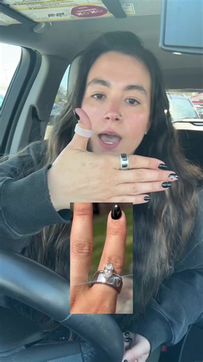 Smart Ring Comparison: Oura vs. Ultra Human