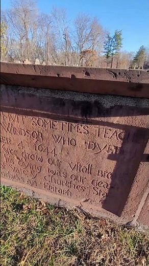 1644 Headstone - Oldest Dated Headstone in America - Windsor CT - Ephraim Huit #cemetery