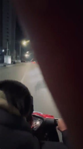 Vinh Center: Đất Chúng Mà Phải Chạy