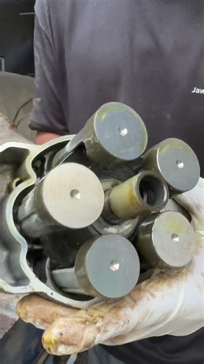 M S AUTOS on Instagram: "AC Compressor Failure Explained 🔧 | Can You Identify the Compressor Problem | AC Compressor Problem Explained #CarAC #ACCompressor #CarCompressorRepair #autorepair"