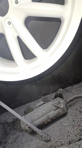 piaggio BV500 wheel powdercoated