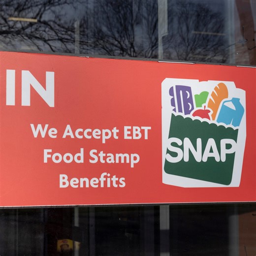 SNAP benefits to resume quickly after shutdown ends, experts say