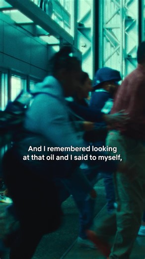 “With that single well, I made out with $100 million. … and I said to myself, ‘Jerry, you just bought the Dallas Cowboys.’” Jerry Jones tells the story of when he knew he’d become the owner of the Dallas Cowboys. America’s Team: The Gambler and His Cowboys is now playing. #NFL #DallasCowboys #JerryJones | Netflix
