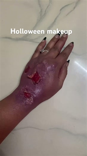 Hollween makeup…#hollweenmakeup#horrormakeup#ytshorts #viralvideo #fakemakeup
