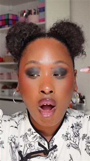 SMOKEY EFFETTO PANDA? No grazie! 🐼🤯🚀 #beautytips #beautyhacks #makeuphacks