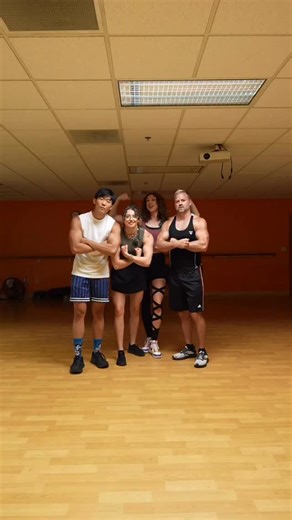 Paryss 谭 on Instagram: "⭐️FAMILY EMOTE CHALLENGE⭐️ Which challenge should we try next? Let us know! 👇 • #challenge #family #fun"