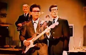 🎶 SATURDAY NIGHT HITS 🎶 🎵 Cliff Richard & The Shadows - Apache (1961) | I Grew Up in Mortdale 2223