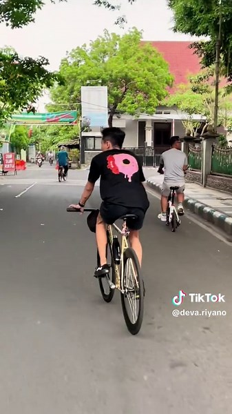 Tangio gek pancalen pedahmu 🗿#fypage #tulungagung24jam #comuterbike #fixiebike