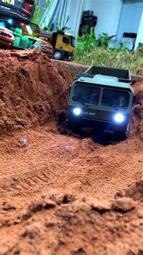 The soft girl drives a big car. car model remote control car model equipment manufacturer video #amusement #toy #rc #engineering | Jules Walcott Fan