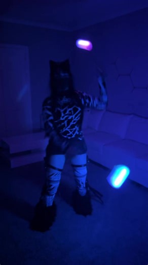 Wait a min . #flow #flowarts #poi