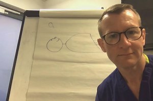 趴着有躺着不具备的优势 大咖给你解释一番